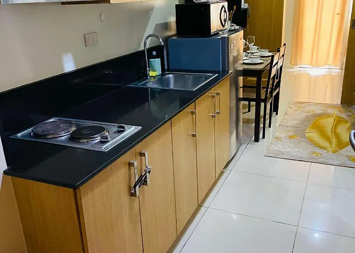 333d- 1br 1folding Bed Pool View Apartamento Manila