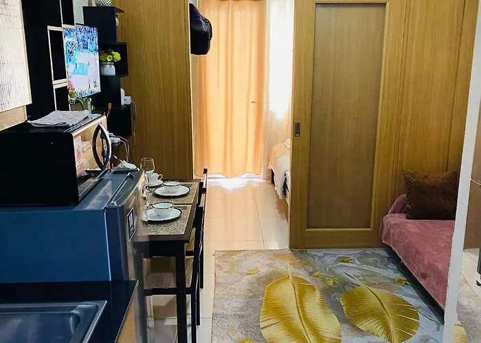 333d- 1br 1folding Bed Pool View * Manila
